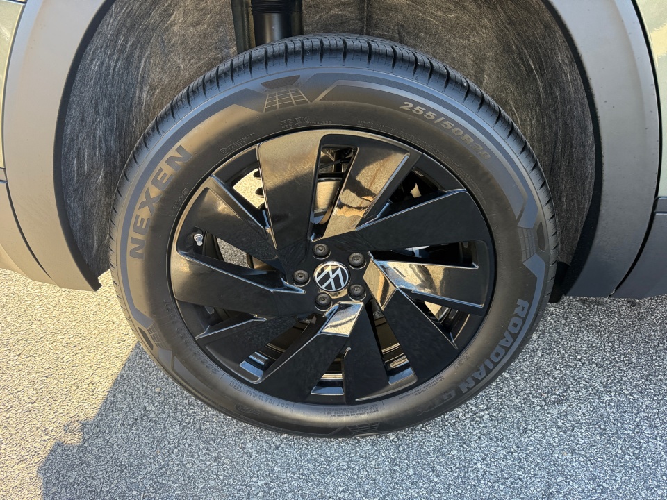 1V2KN2CA7TC529490 2026 Volkswagen Atlas SE with Technology