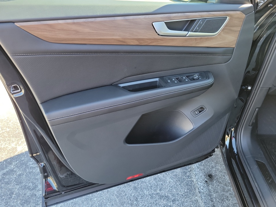 1V2KN2CA8TC533435 2026 Volkswagen Atlas SE with Technology