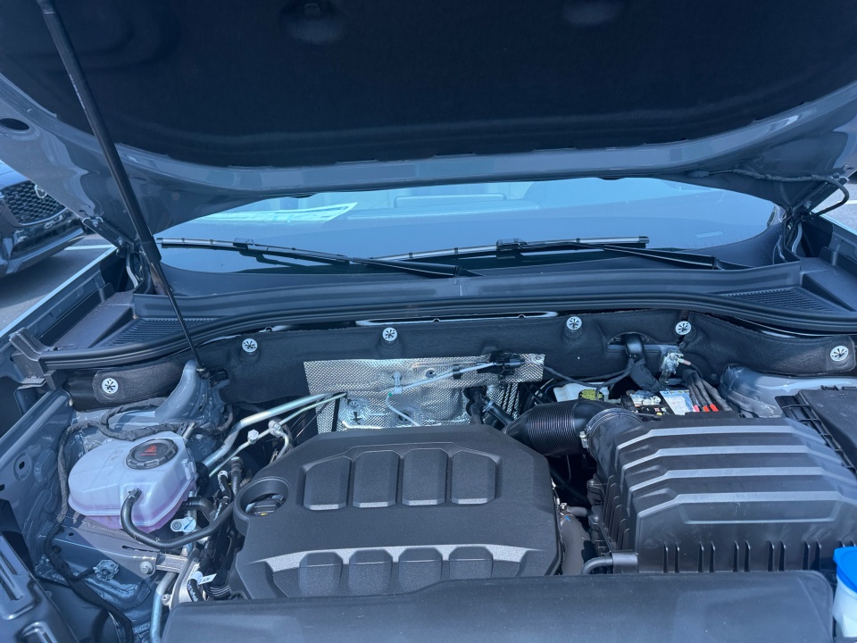 1V2KN2CA8TC581498 2026 Volkswagen Atlas SE with Technology