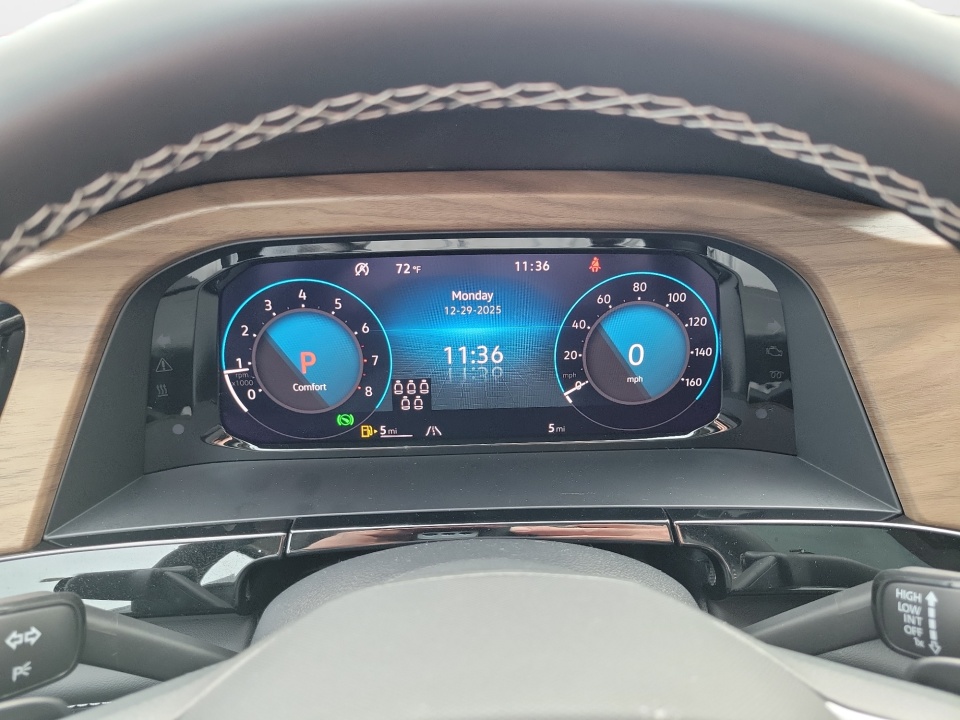 1V2KN2CA9TC536697 2026 Volkswagen Atlas SE with Technology