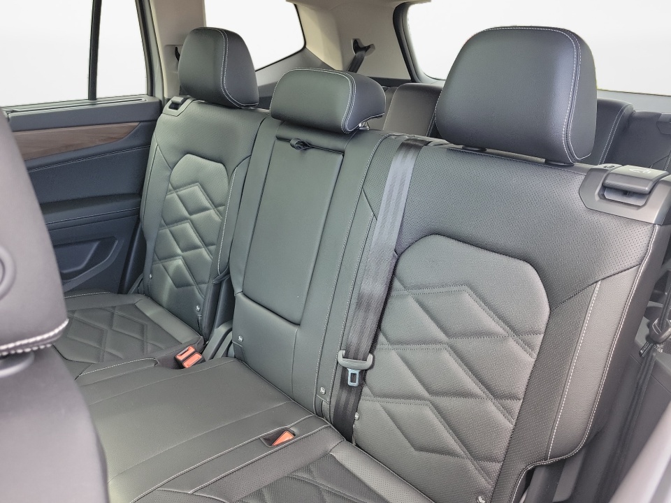 1V2KN2CA9TC536697 2026 Volkswagen Atlas SE with Technology