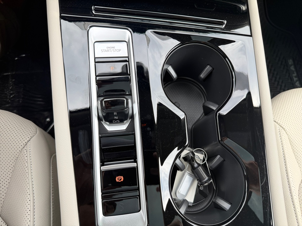 1V2KN2CA9TC584393 2026 Volkswagen Atlas SE with Technology