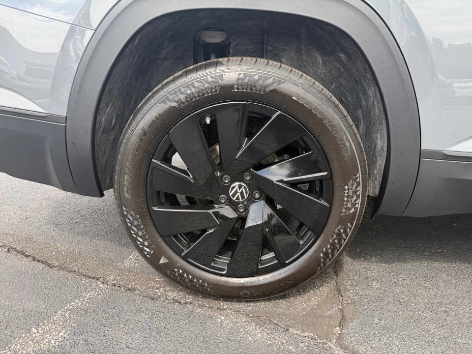 1V2KN2CA9TC584393 2026 Volkswagen Atlas SE with Technology