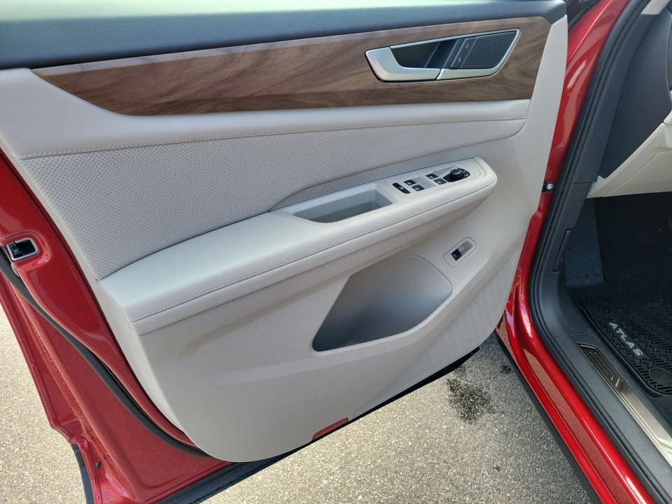 1V2KR2CA6SC528690 2025 Volkswagen Atlas 2.0T SE w/Technology