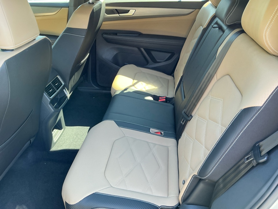 1V2LC2CAXTC202060 2026 Volkswagen Atlas Cross Sport 2.0T SE