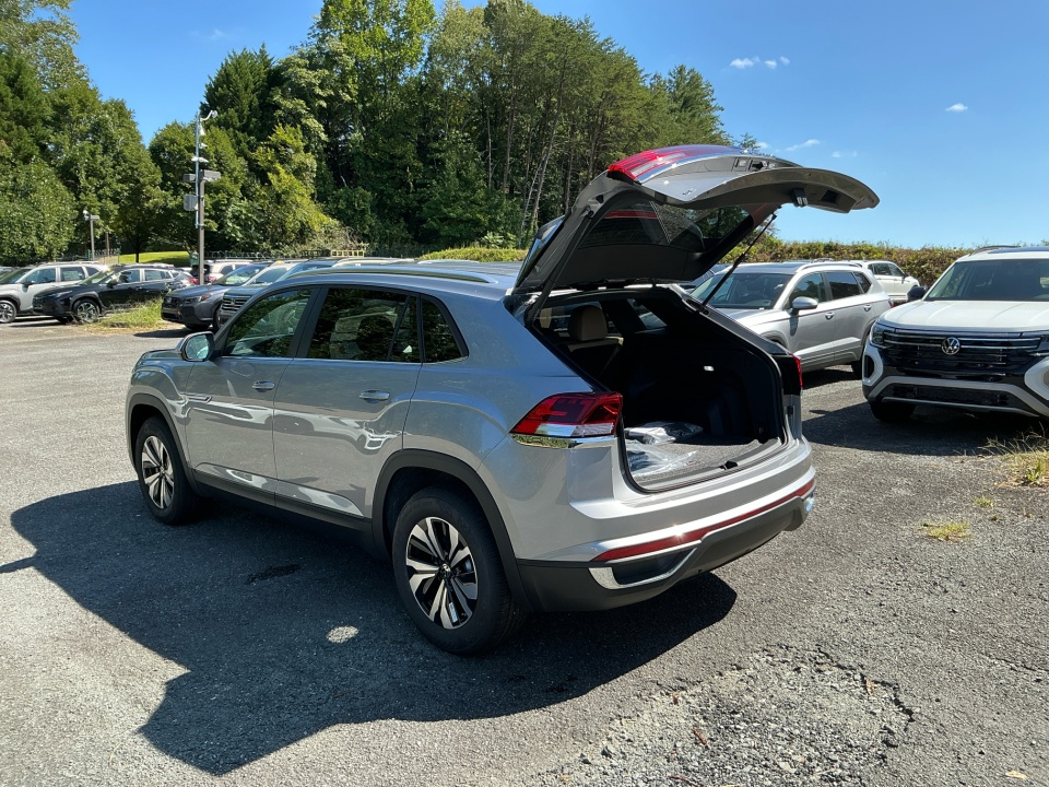 1V2LC2CAXTC202060 2026 Volkswagen Atlas Cross Sport 2.0T SE