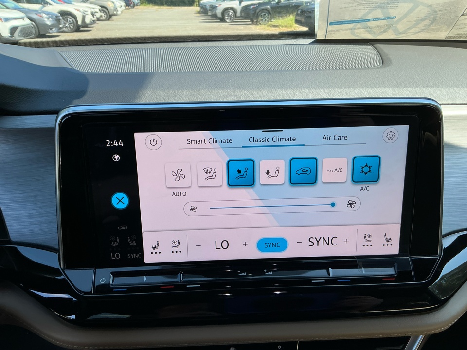 1V2LC2CAXTC202060 2026 Volkswagen Atlas Cross Sport 2.0T SE