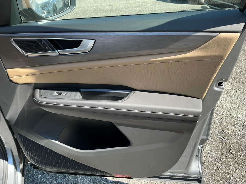 1V2LC2CAXTC202060 2026 Volkswagen Atlas Cross Sport 2.0T SE