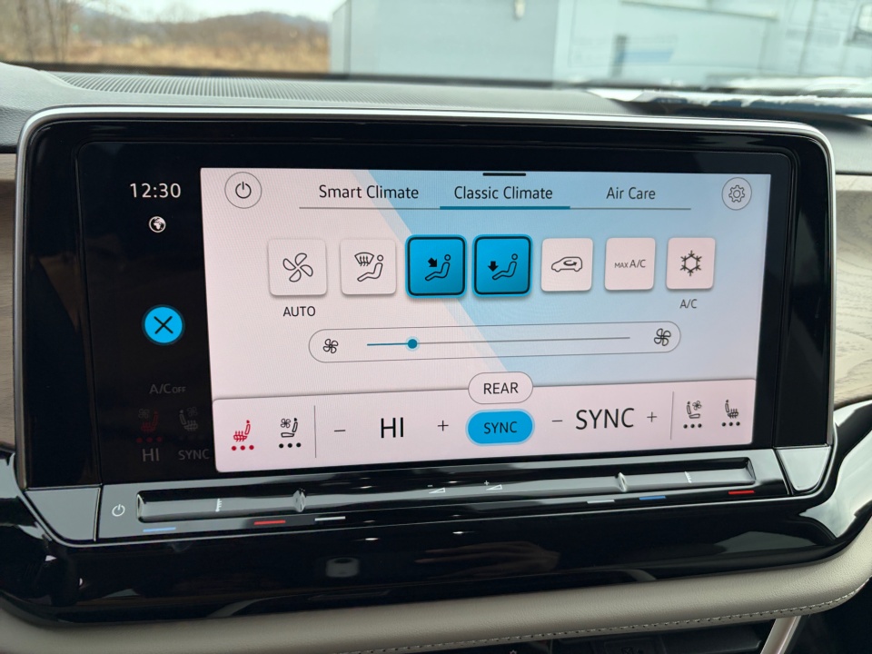 1V2LN2CA0TC535765 2026 Volkswagen Atlas SE