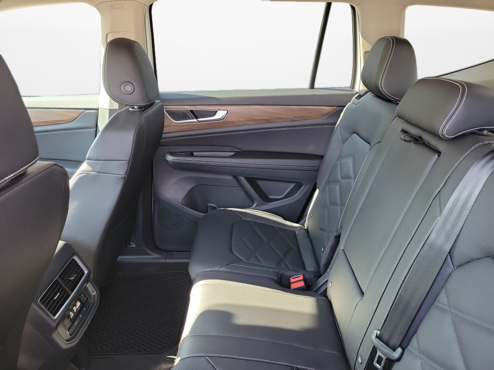 1V2LN2CA7TC535682 2026 Volkswagen Atlas SE