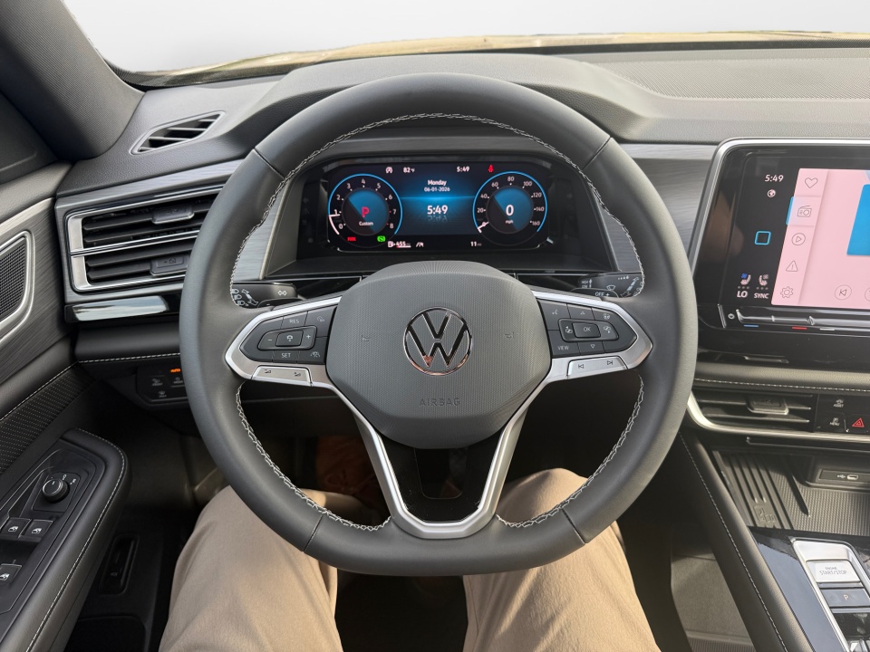1V2WC2CA4TC229364 2026 Volkswagen Atlas Cross Sport SE with Technology
