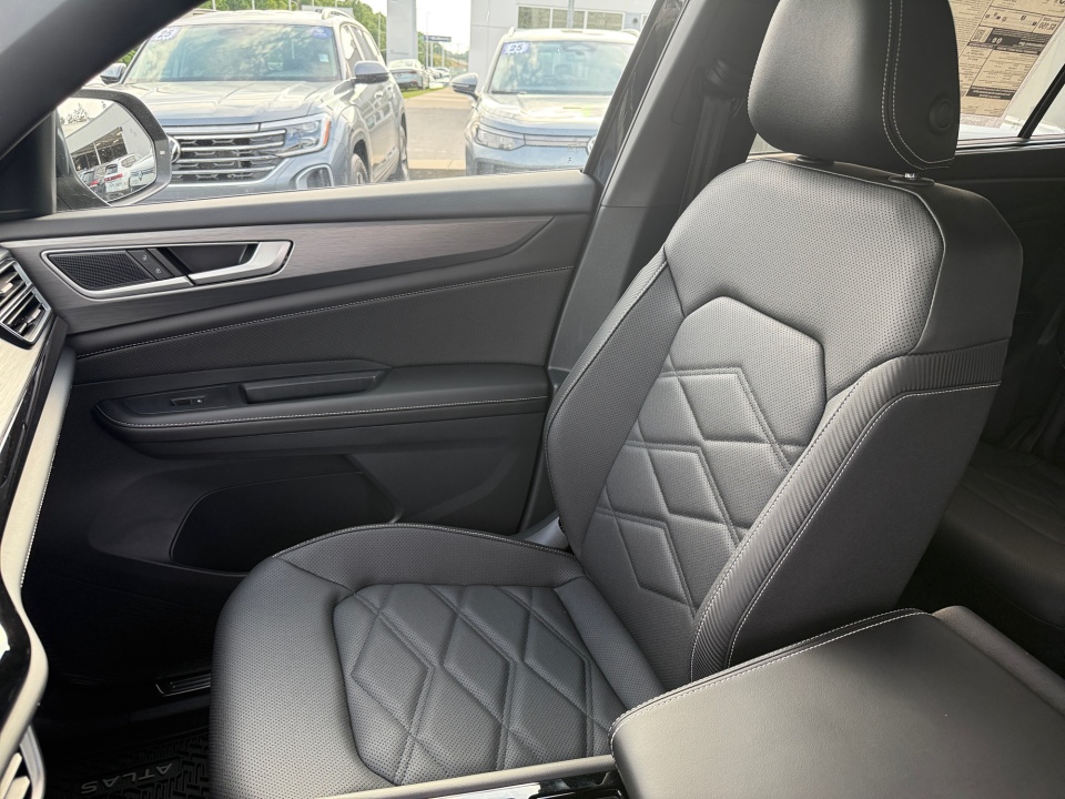 1V2WC2CA4TC229364 2026 Volkswagen Atlas Cross Sport SE with Technology