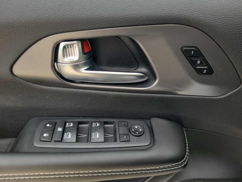 2C4RC1BG5TR177751 2026 Chrysler Pacifica Select