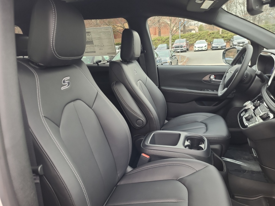 2C4RC3BG0TR203121 2026 Chrysler Pacifica Select AWD