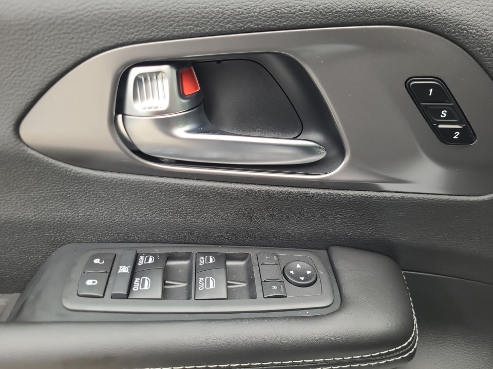 2C4RC3BG0TR203121 2026 Chrysler Pacifica Select AWD