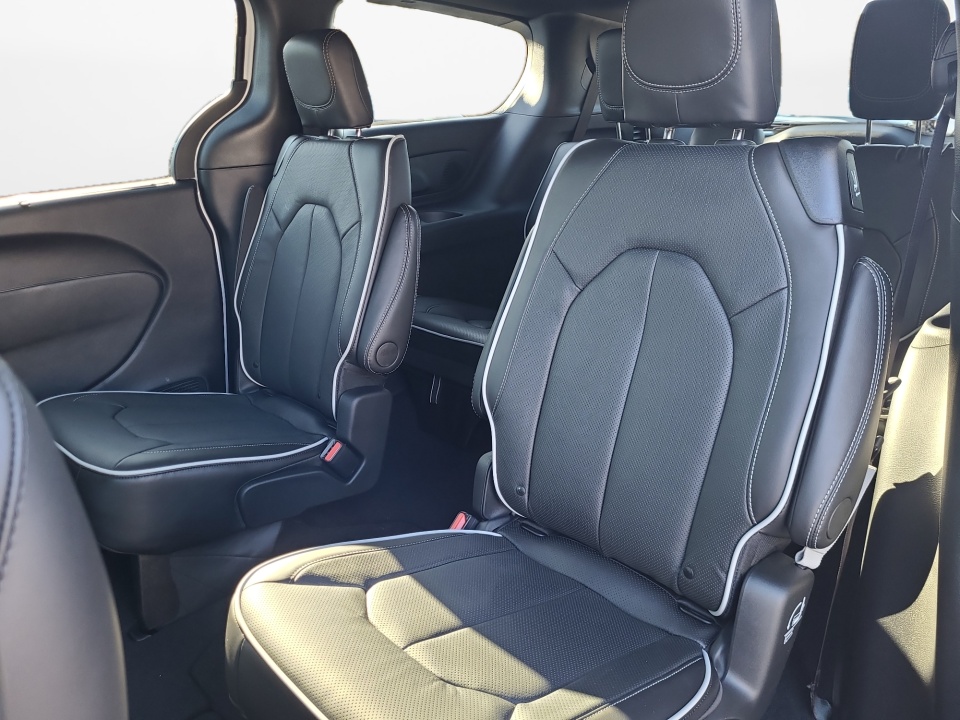 2C4RC3GG7TR190828 2026 Chrysler Pacifica Limited AWD