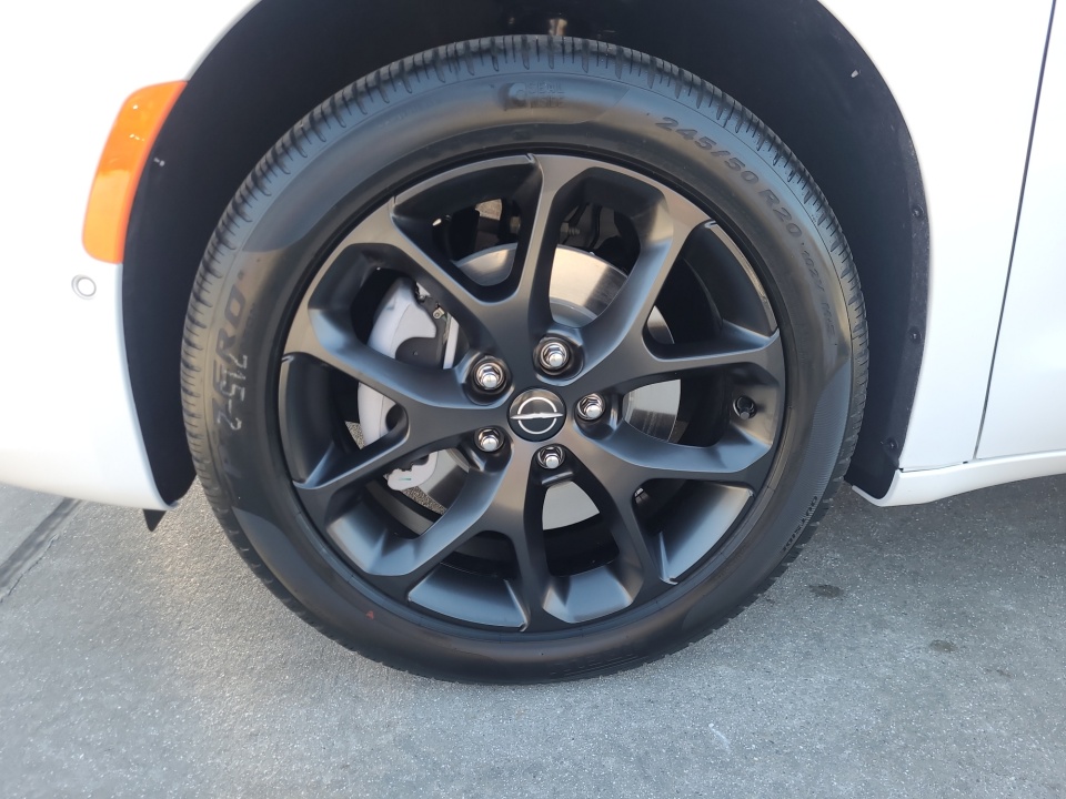 2C4RC3GG7TR190828 2026 Chrysler Pacifica Limited AWD