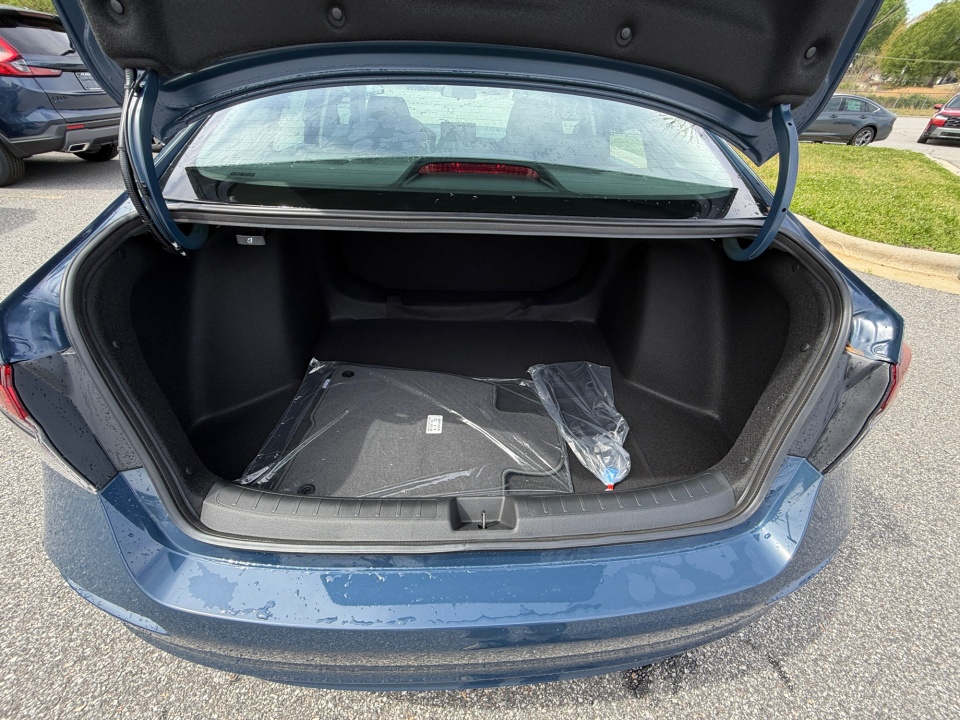 2HGFE2F28TH575402 2026 Honda Civic Sedan LX