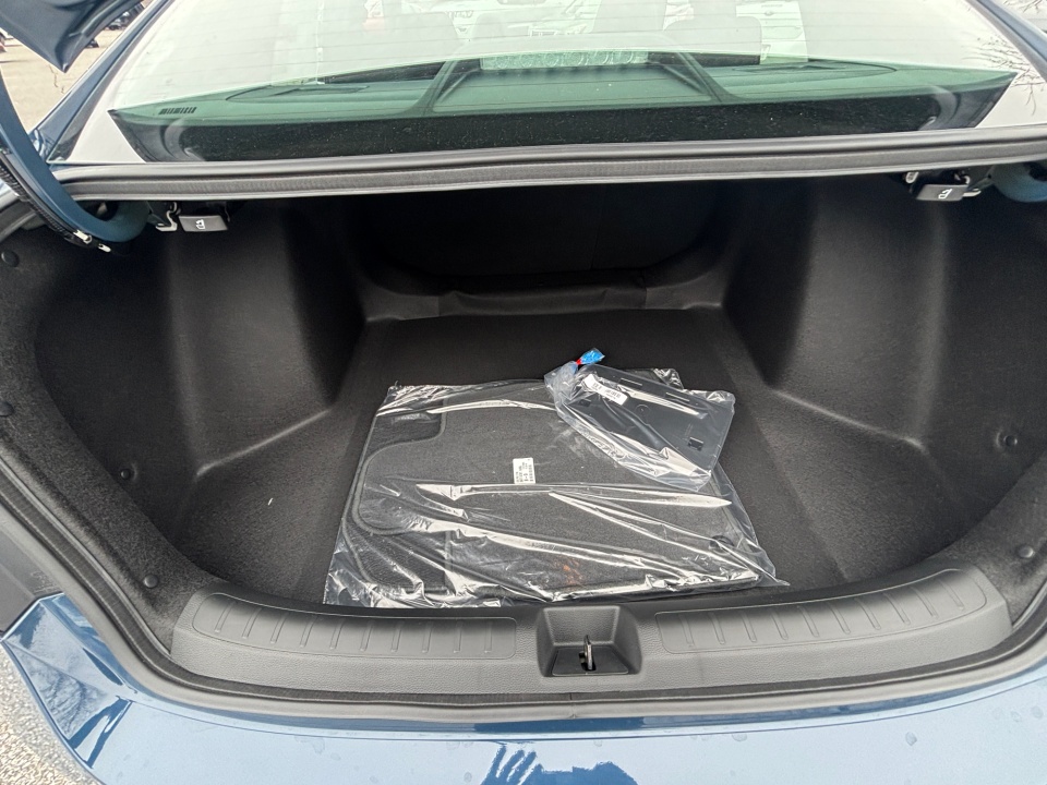 2HGFE4F85TH329004 2026 Honda Civic Hybrid Sport