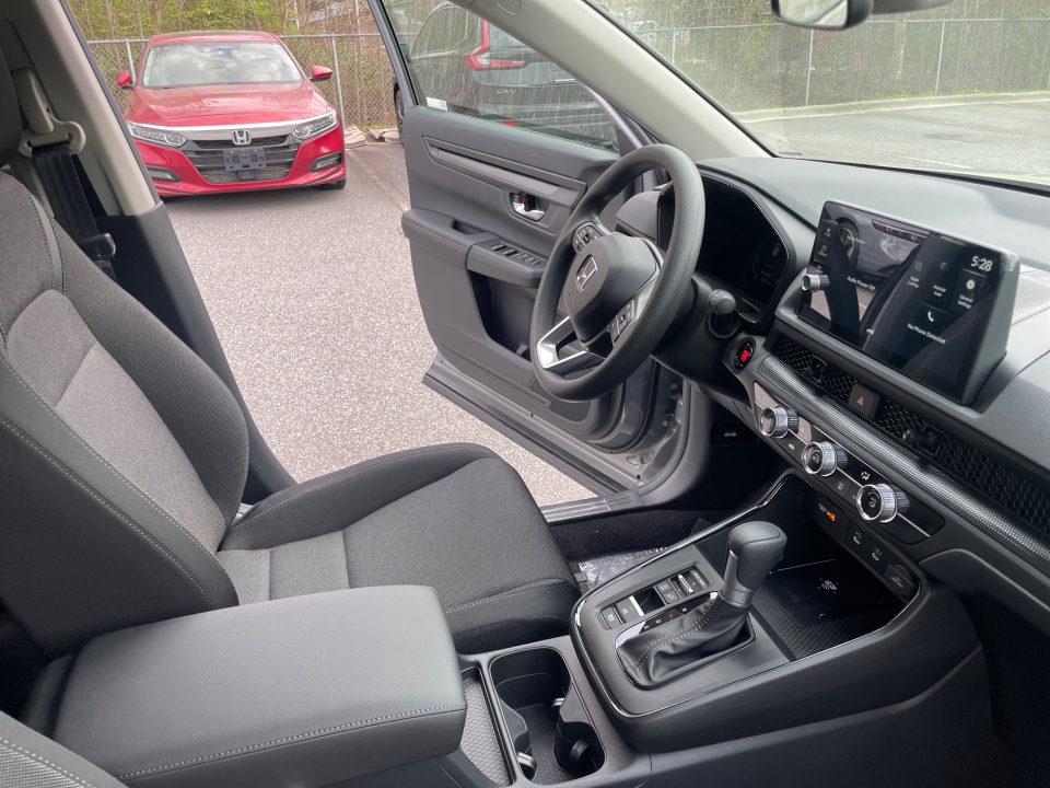 2HKRS3H23TH330862 2026 Honda CR-V LX 2WD