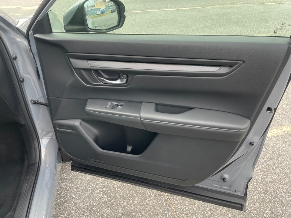 2HKRS3H23TH330862 2026 Honda CR-V LX 2WD