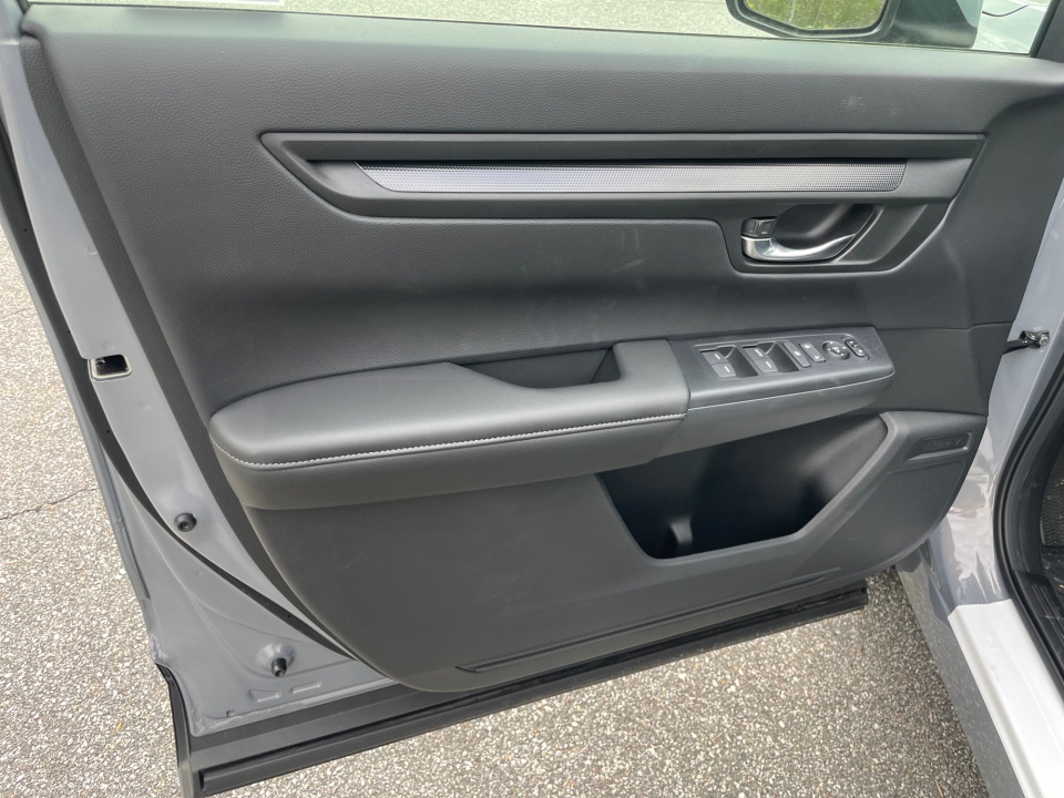 2HKRS3H23TH330862 2026 Honda CR-V LX 2WD