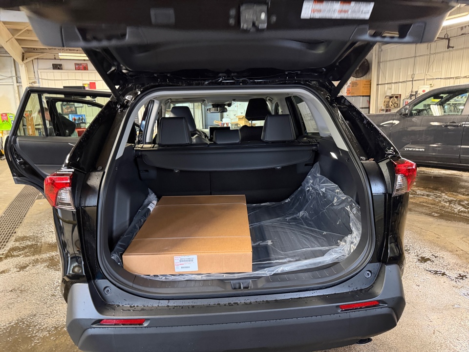 2T3A1RFV3SC580319 2025 Toyota RAV4 XLE Premium