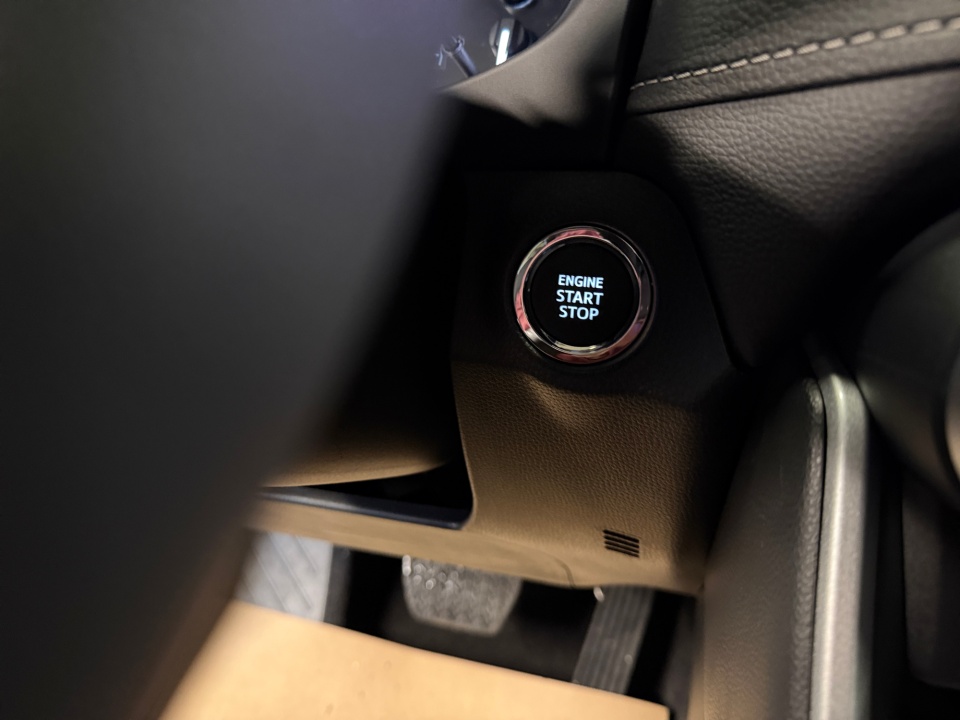 2T3A1RFV3SC580319 2025 Toyota RAV4 XLE Premium