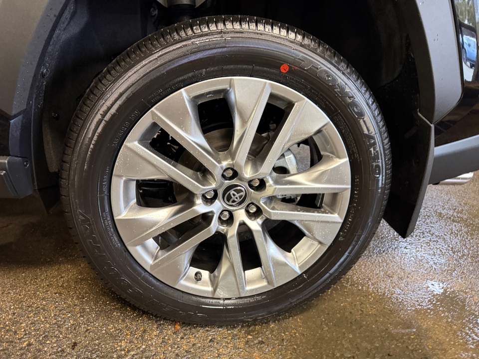 2T3A1RFV3SC580319 2025 Toyota RAV4 XLE Premium