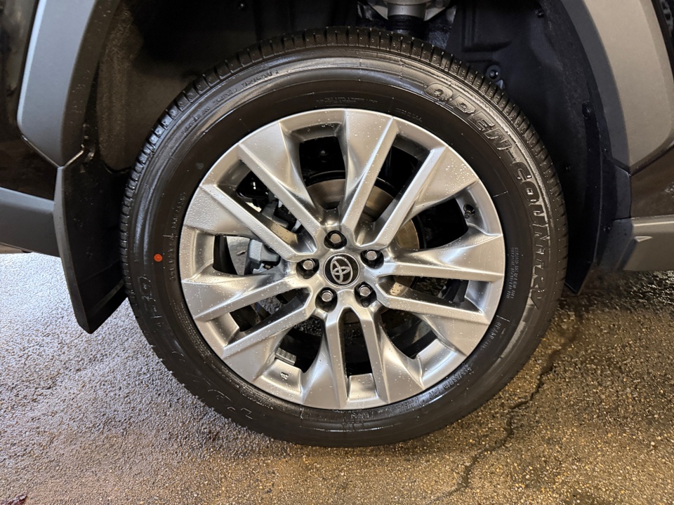 2T3A1RFV3SC580319 2025 Toyota RAV4 XLE Premium