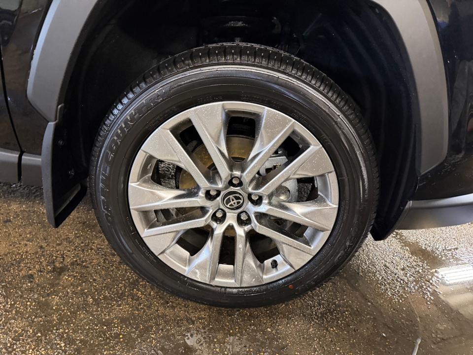 2T3A1RFV3SC580319 2025 Toyota RAV4 XLE Premium