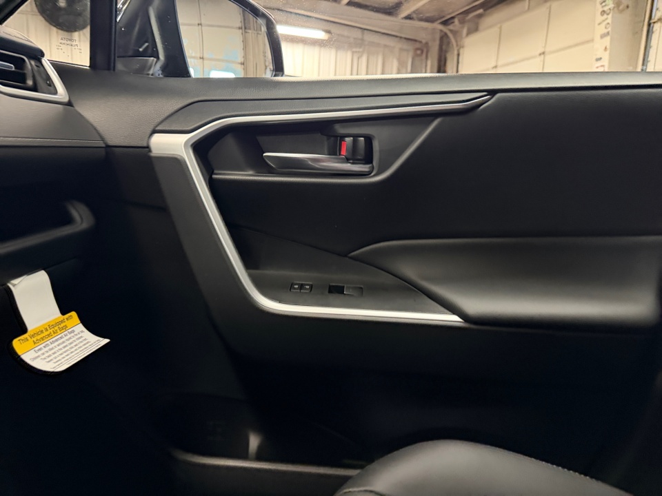 2T3A1RFV3SC580319 2025 Toyota RAV4 XLE Premium