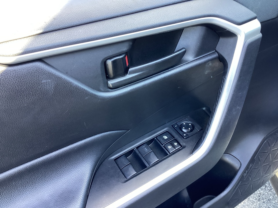 2T3H1RFV5LC048764 2020 Toyota RAV4 LE