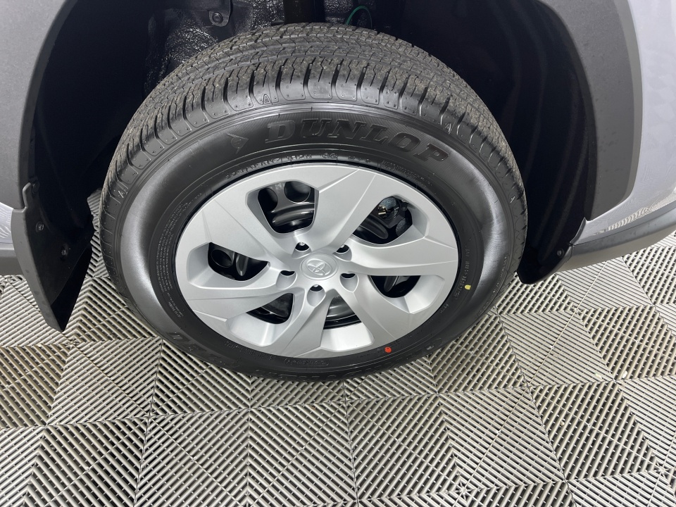 2T3H1RFVXSC360013 2025 Toyota RAV4 LE