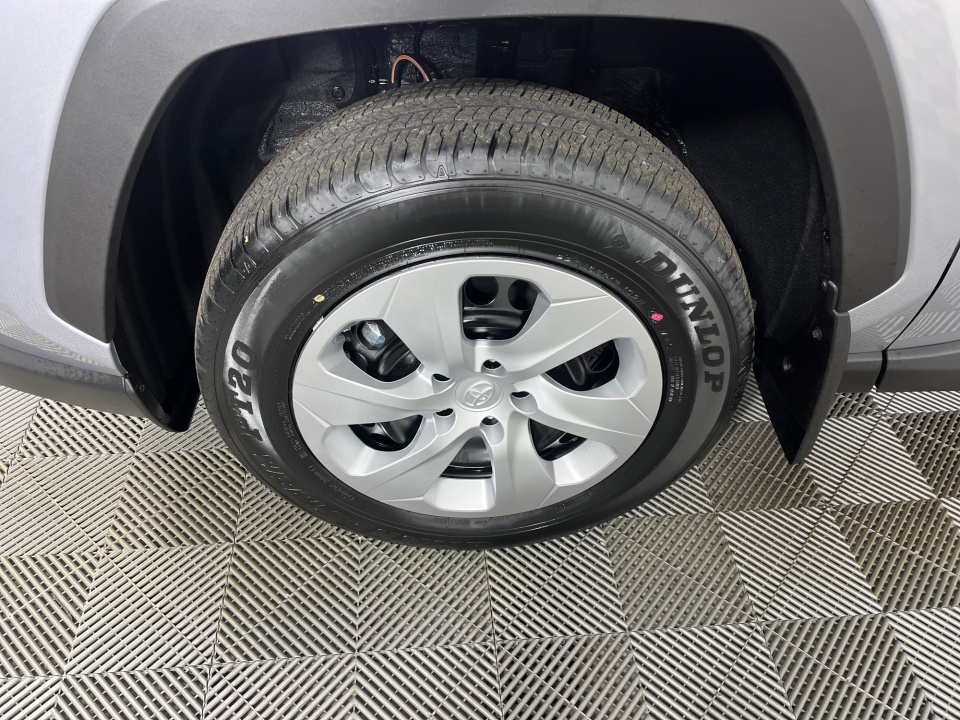 2T3H1RFVXSC360013 2025 Toyota RAV4 LE