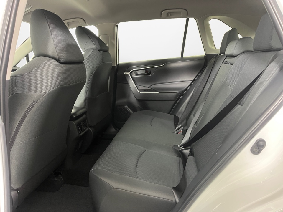 2T3K1RFV2SW438109 2025 Toyota RAV4 LE