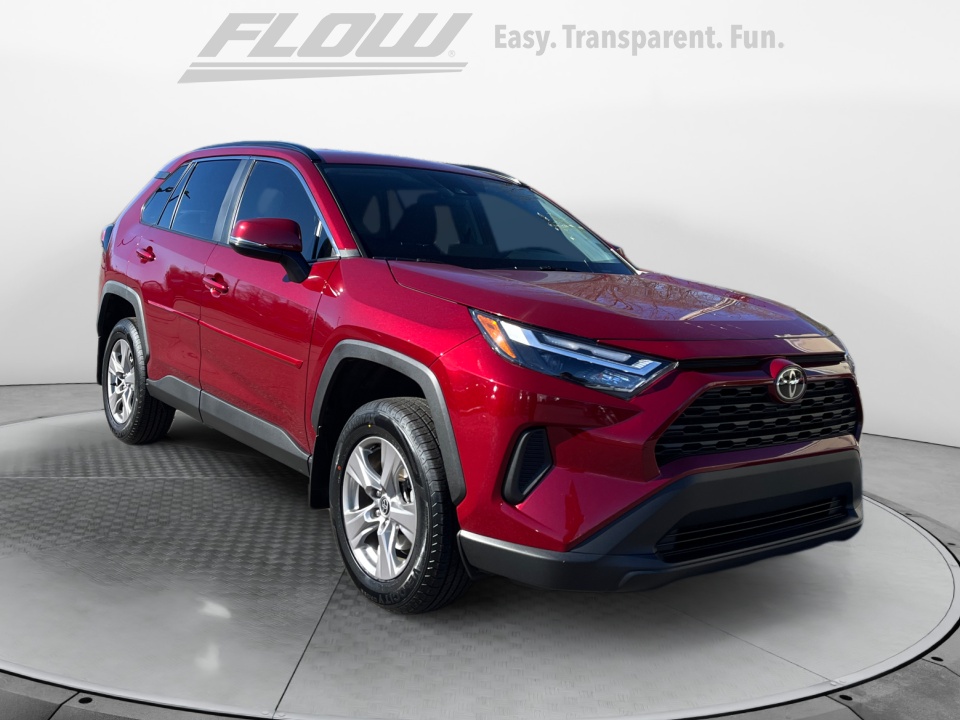 2025 Toyota RAV4 XLE FWD