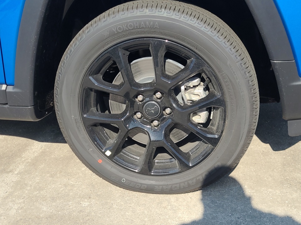 3C4NJDBN0TT235573 2026 Jeep Compass Latitude Altitude