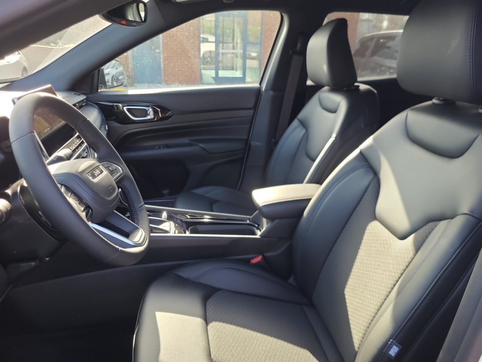 3C4NJDBN2TT235574 2026 Jeep Compass Latitude Altitude