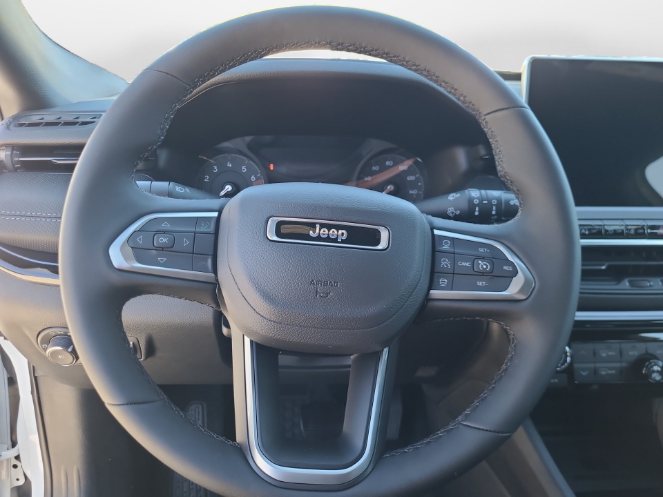 3C4NJDBNXTT151518 2026 Jeep Compass Latitude