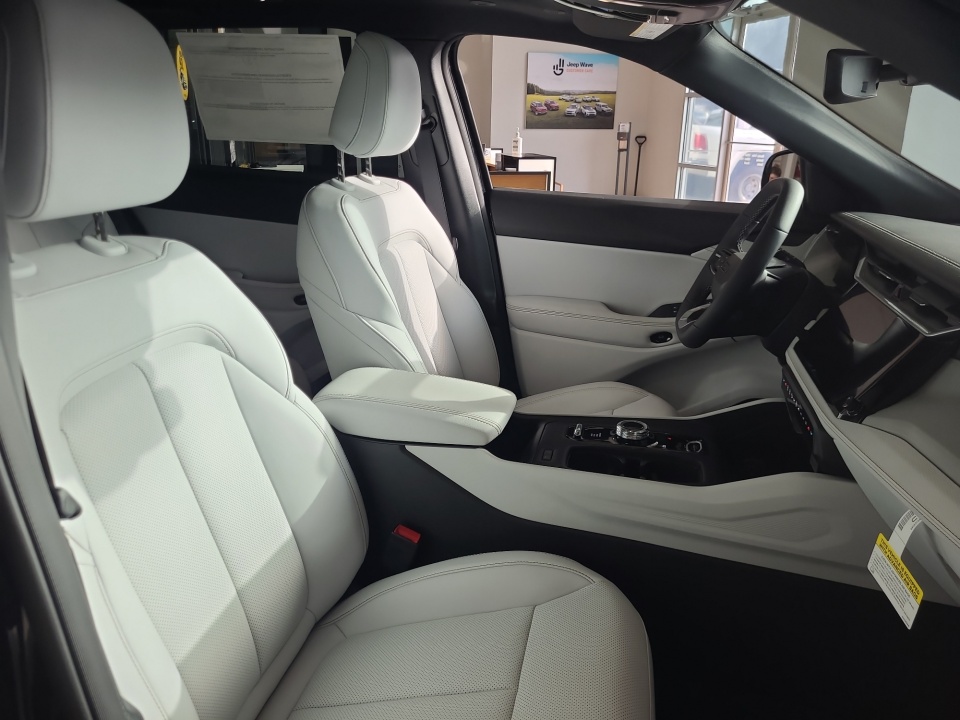 3C4PJMB21TT217906 2026 Jeep Cherokee Limited 4x4