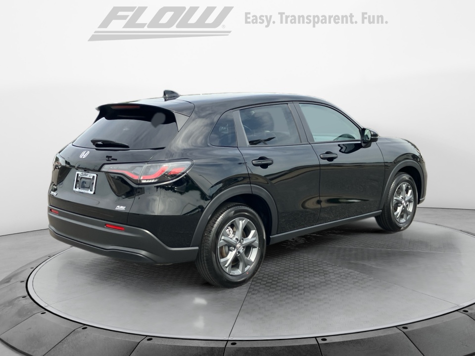 3CZRZ1H30VM703064 2027 Honda HR-V LX