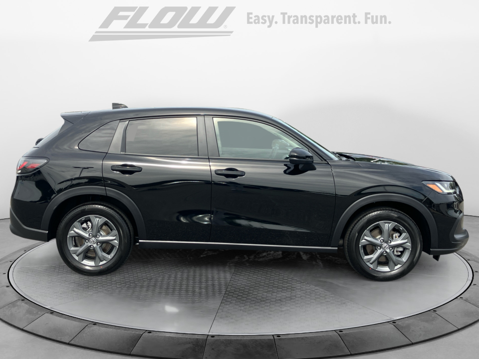 3CZRZ1H30VM703064 2027 Honda HR-V LX
