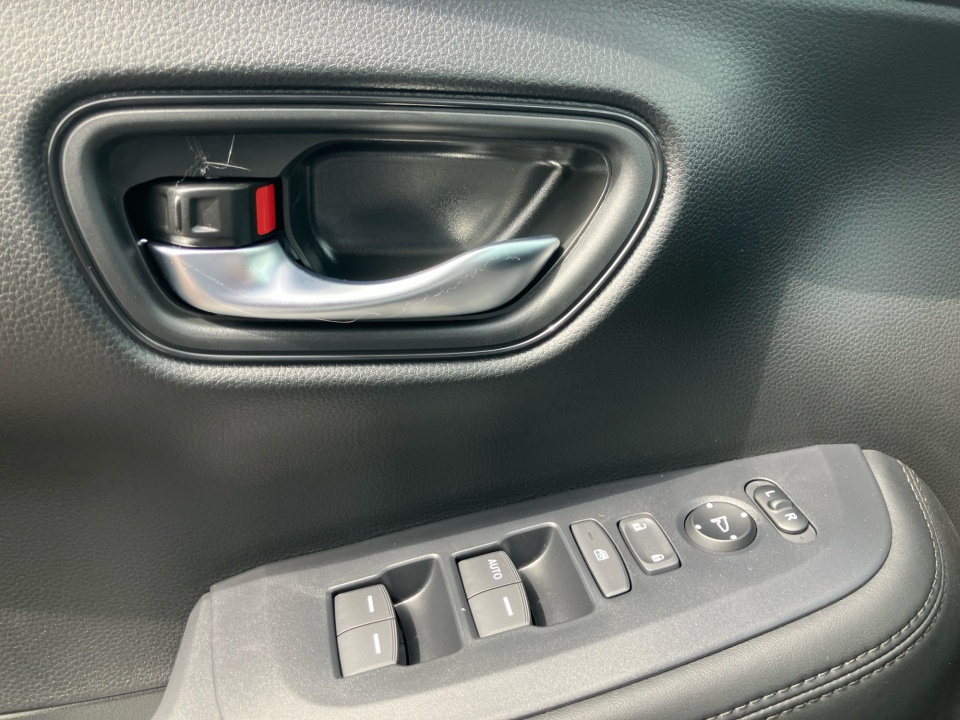 3CZRZ1H30VM703064 2027 Honda HR-V LX