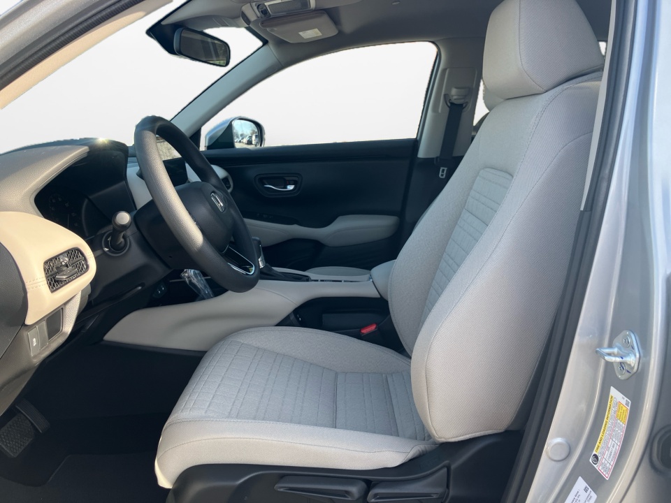 3CZRZ1H34TM728143 2026 Honda HR-V 2WD LX