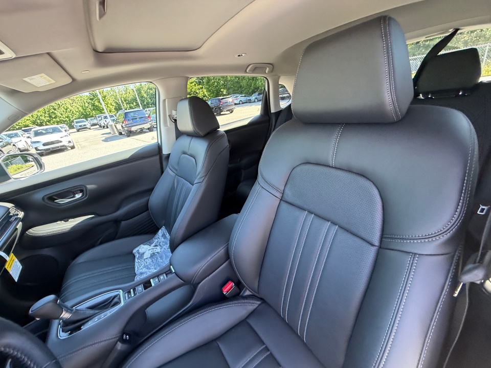 3CZRZ1H36VM701870 2027 Honda HR-V LX