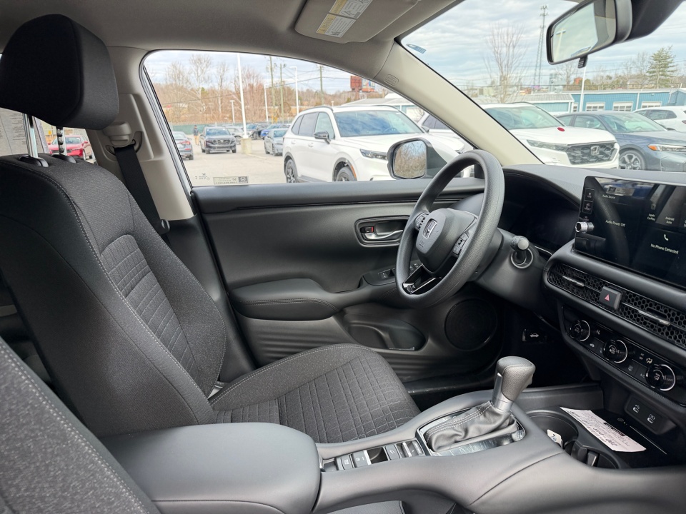 3CZRZ1H38TM730056 2026 Honda HR-V 2WD LX