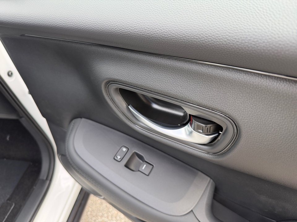 3CZRZ1H38TM730056 2026 Honda HR-V 2WD LX