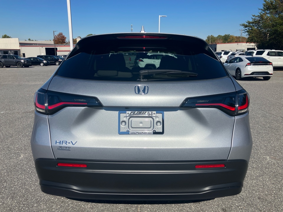 3CZRZ2H33TM737129 2026 Honda HR-V AWD LX