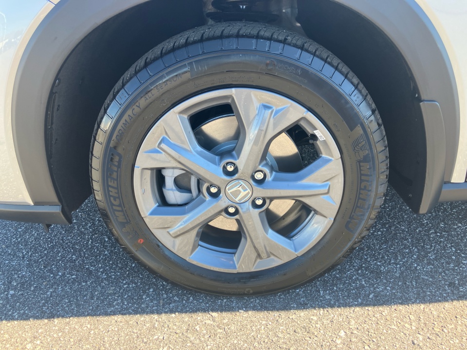 3CZRZ2H33TM737129 2026 Honda HR-V AWD LX